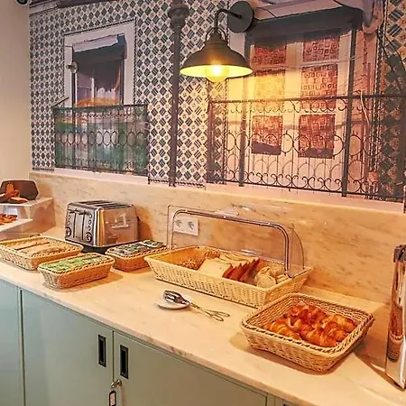 Mouraria 2* Lisbon